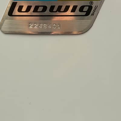Ludwig Marching Drum 15" x 12" 1981-82 - White Cortex image 4