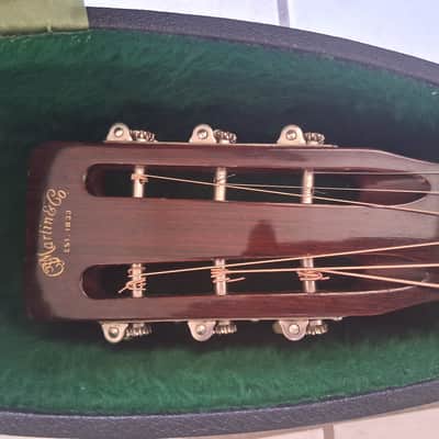 Martin slothead 0021 1960 - Gloss image 13