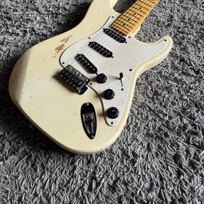 Peavey Predator - White image 9