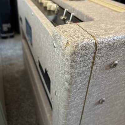 Vox AC15HW1X Hand-Wired 2-Channel 15-Watt 1x12" Blue Alnico Guitar Combo 2010 - 2019 - Fawn image 5