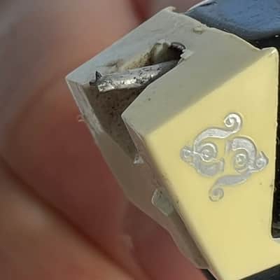 Stanton 500 II cartridge with D5100-AL-II stylus image 4