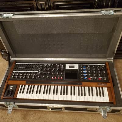 MUST SEE!!! MOOG MINIMOOG VOYAGER XL 40th ANNIVERSARY IN NEAR-MINT CONDITION! image 22