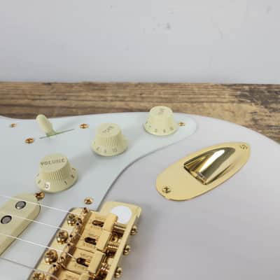 2026 Fender Limited Edition American Vintage II 1957 Stratocaster - White Blonde With OHSC image 17