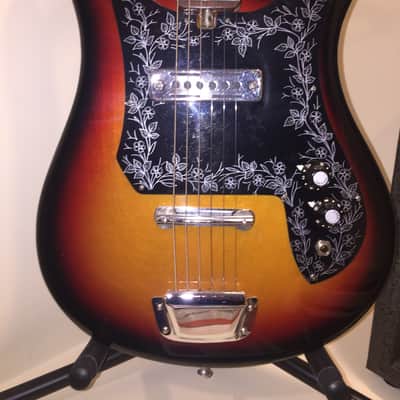 Teisco E-110 Mid 1960s Sunburst image 5