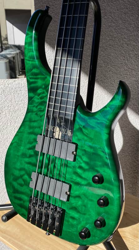 Modulus Graphite Quantum Q5 5-String Bass Guitar, 1997, Emerald Green image 1