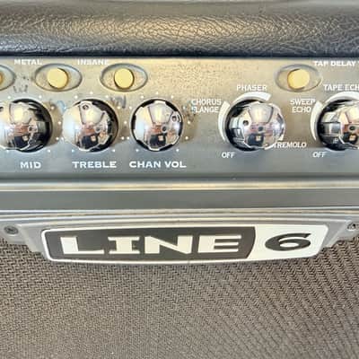 Line 6 Spider III 15 15-Watt Modeling Guitar Amplifier w/ Built-In Effects & Headphone Output 2006-2010 image 3