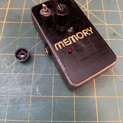 Electro-Harmonix Memory Toy Analog Echo / Chorus 2009 - Present - Black / White / Red image 1