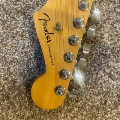 Fender Player Plus Stratocaster HSS with Maple Fretboard 2021 - Present 3-Color Sunburst image 4