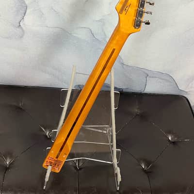 Squier Classic Vibe 50s Loaded Stratocaster Neck Vintage Tint with Maple Fingerboard image 4