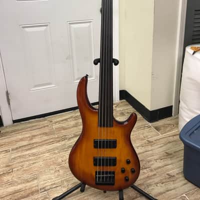 Dean 5 String Fretless Bass image 1