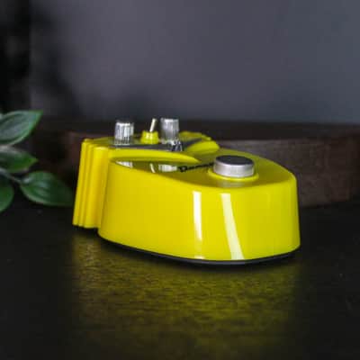 Preowned Danelectro DJ5 Tuna Melt Tremolo Pedal image 2