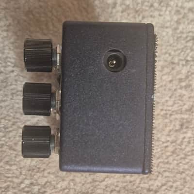 Walrus Audio Julia Chorus / Vibrato 2017 - 2019 - Purple image 3