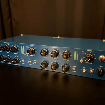 Tube-Tech LCA 2B Dual Channel Tube VCA Compressor / Limiter 2010s - Blue image 3