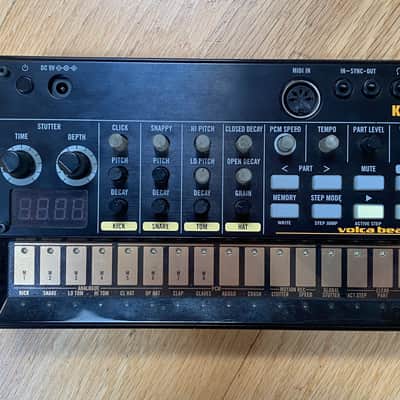 Korg Volca Beats Analog Rhythm Machine 2010s - Black image 2