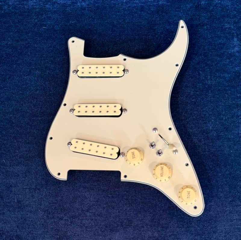 920D Custom Stratocaster Polyphonic Loaded Pickguard 2023 - Aged White image 1