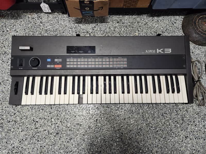 Kawai K3 Digital Wave Memory Synthesizer With Soft Case - As-is image 1