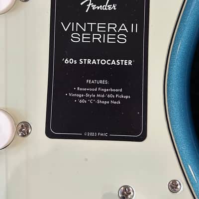 Fender Vintera II '60s Stratocaster with Rosewood Fretboard  Lake Placid Blue  # MX23053329  7 lbs. 13.1 oz image 12