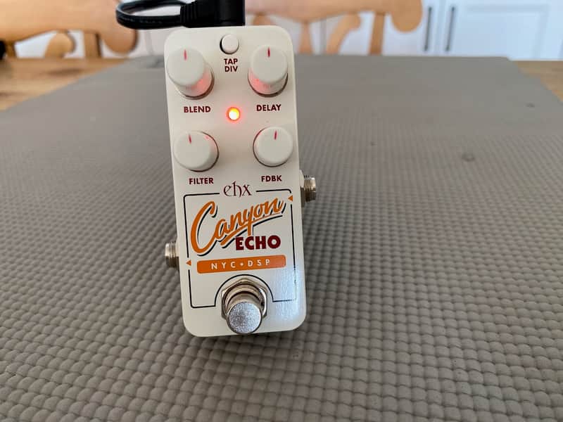 Electro-Harmonix Pico Canyon delay - w/box, manual & power supply image 1