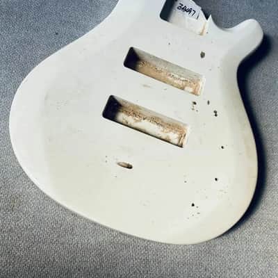 White 5 String Electric Bass Basswood Body image 6