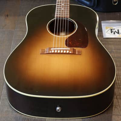 2015 Gibson J-45 True Vintage Acoustic/ Electric Guitar Vintage Sunburst + OHSC image 2
