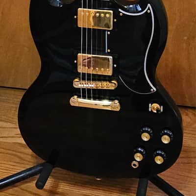 Epiphone SG bigsby スタイル 美品 Epiphone SG Gold Hardware Bigsby Ebony | Reverb