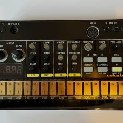 Korg Volca Beats Analog Rhythm Machine 2010s - Black image 1