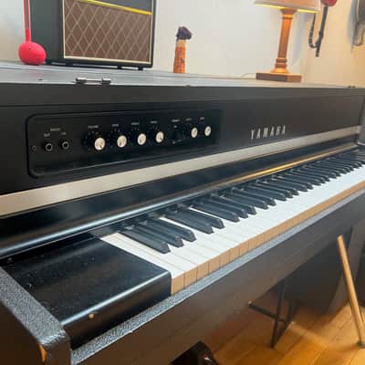 Yamaha CP-70B Electric Grand Piano 1980s - Black image 3