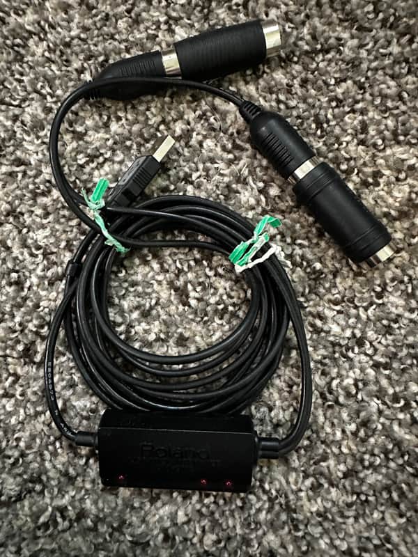 Roland UM-ONE mk2 USB MIDI Interface 2010s - Black image 1