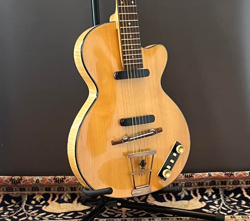 1960 Hofner Club 50 - Blonde - Original Selmer Case image 1