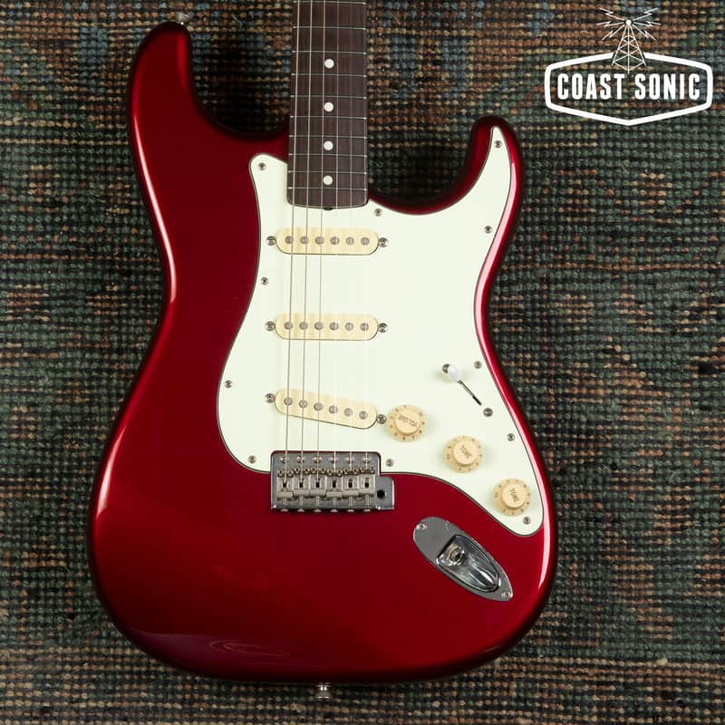 2014 Fender '62 Reissue Stratocaster ST62 Made in Japan - Candy
