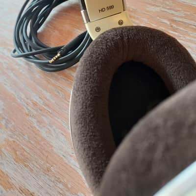Sennheiser HD 599 Open Back Audiophile Headphones image 2