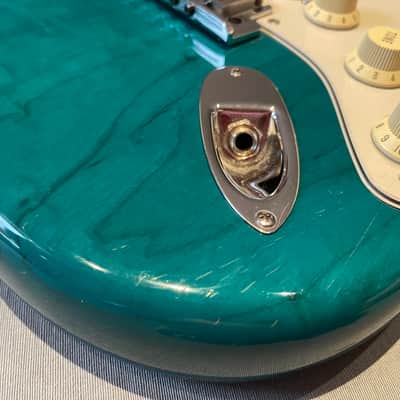 “Time Capsule” Fender Stratocaster American Deluxe 1998 - Teal image 17