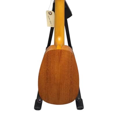 Mahalo ME1P Pineapple Ukulele w/bag image 2