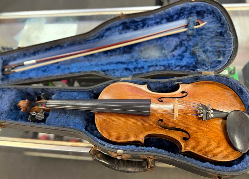 Schweiter Full Size 4/4 Violin with Case & Bow - Pre Owned image 1