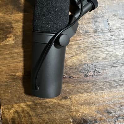 Shure SM7B Genuine Cardioid Dynamic Microphone 2001 - Present - Black image 7