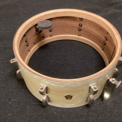 WFL (Ludwig) No. 902 Ray McKinley/Symphonic Super Classic 6.5x14" 16-Lug Snare Drum with P-87 Strainer 1948 - 1959 - White Marine Pearl image 8