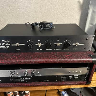 de Lisle Amp-Speaker Selector 4×4 Pro Amplifier Cabinet Switcher w/ FX Loop and Attenuator Loop image 3