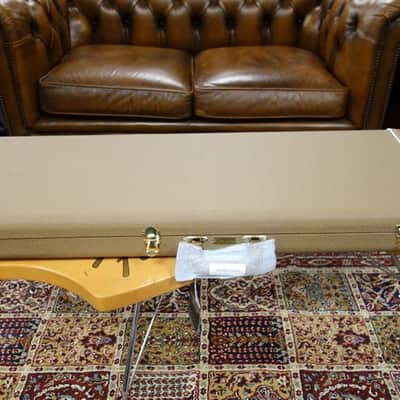 Fender '61 Strat Heavy Relic - Aged Vintage White over 3-Color Sunburst image 9