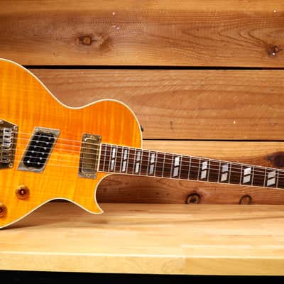 Gibson Nighthawk Standard ST-2 + OHSC w/ shroud - 1994 Centennial Trans Amber 26317 image 2