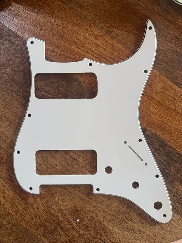 Strat Pickguard 11 hole white P 90s image 1