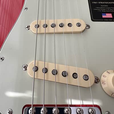 Fender American Vintage II '61 Stratocaster 2022 - Fiesta Red image 11