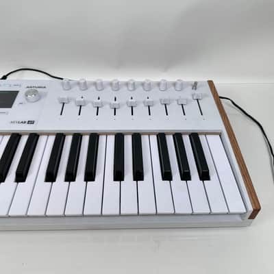 Arturia KeyLab 49 MK3 Professional MIDI Keyboard Controller - White image 5