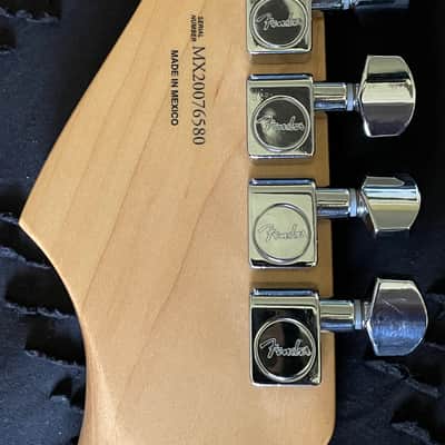 Fender Player Stratocaster HSS - 3-Tone Sunburst with Maple Fingerboard image 9