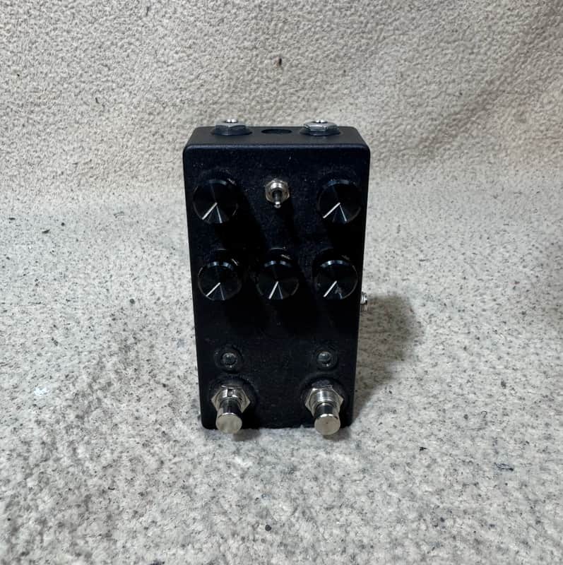 JHS Lucky Cat Delay