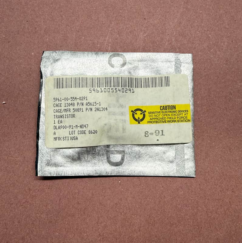 JAN 2N1304 Milspec Germanium Transistor NOS - Sealed image 1