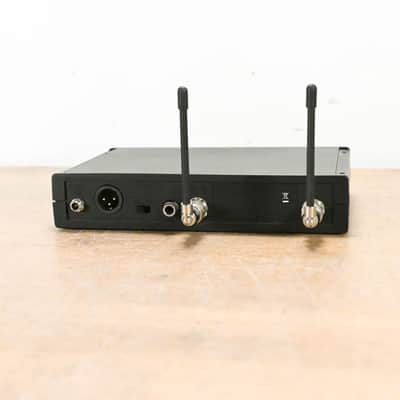 Shure ULXS14 Bodypack Wireless System - G3 Band (NO POWER SUPPLY) CG0141E image 4