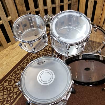 Used DW Design Series 6-Piece Clear Acrylic Drum Set image 11