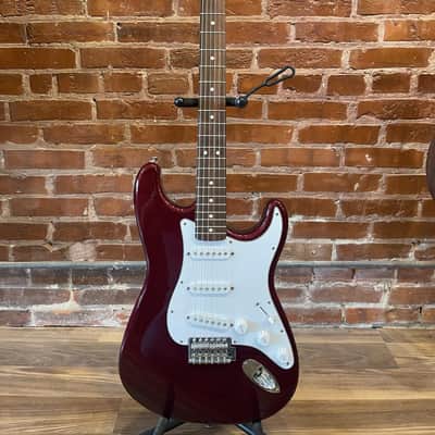 Fender 1998 Standard Stratocaster Wine Red with gig bag image 2