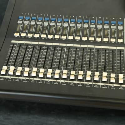 Yamaha LS9-32 32-Input Digital Mixing Console CG01B42 image 5