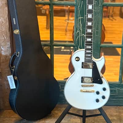 Gibson Les Paul Custom Shop Electric Guitar Alpine White W Case & COA image 1